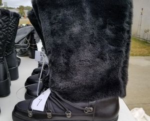Fur top waterproof boots